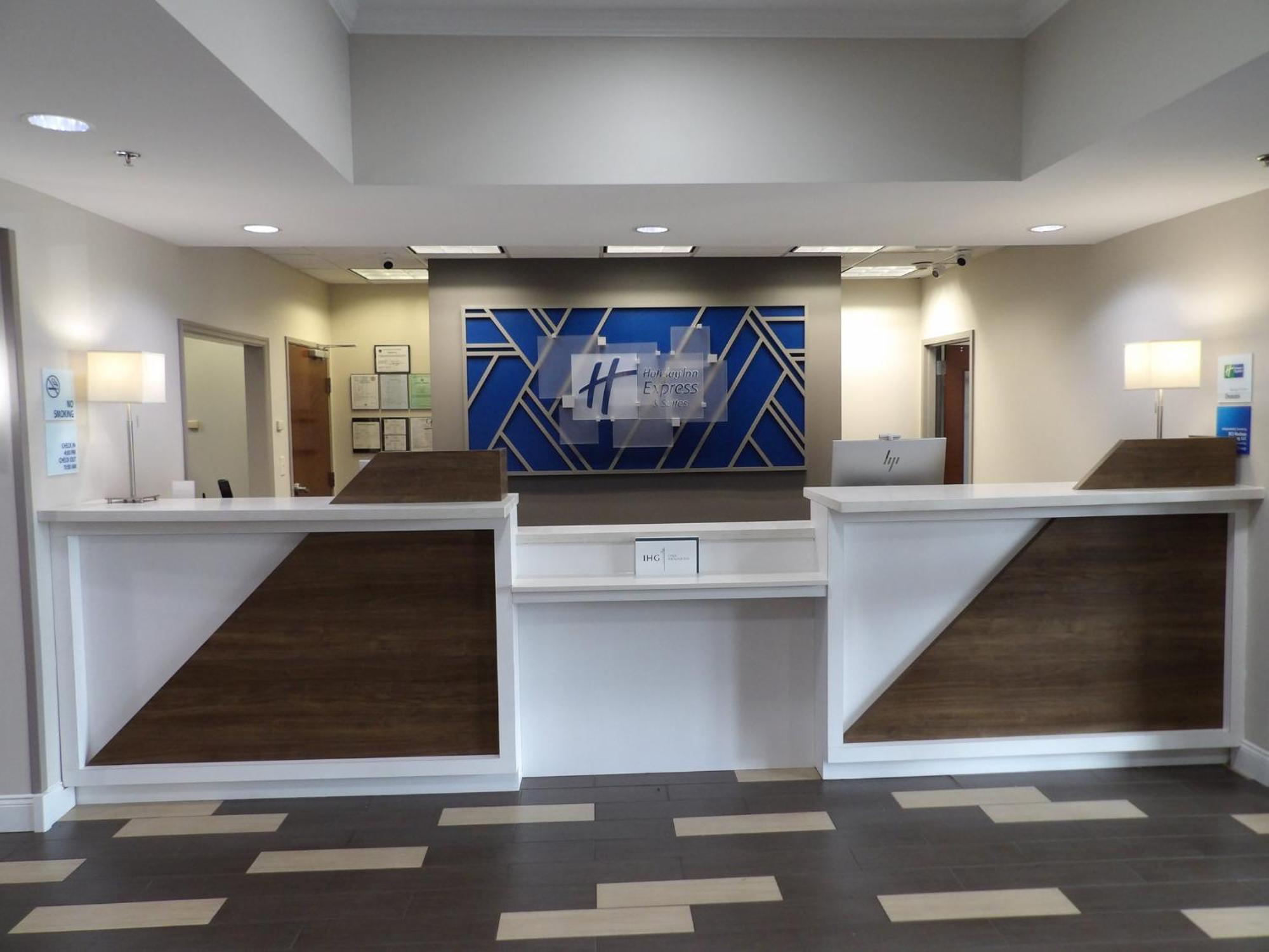 Holiday Inn Express & Suites - Huntsville Airport By Ihg Madison Exterior foto